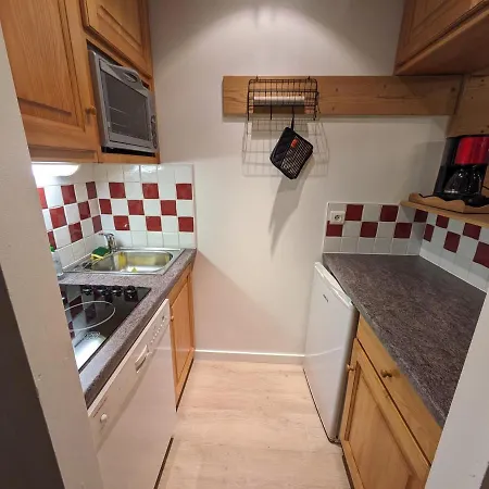2 Pieces Pour 4 Personnes Avec Balcon Et Parking - Sud, A 5 Min Du Centre - Fr-1-343-250 Apartment Chamonix