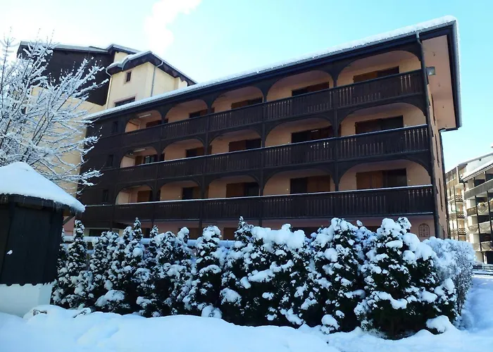 Apartment Cosy A Pour 4, Balcon, Parking - Fr-1-343-250 Chamonix
