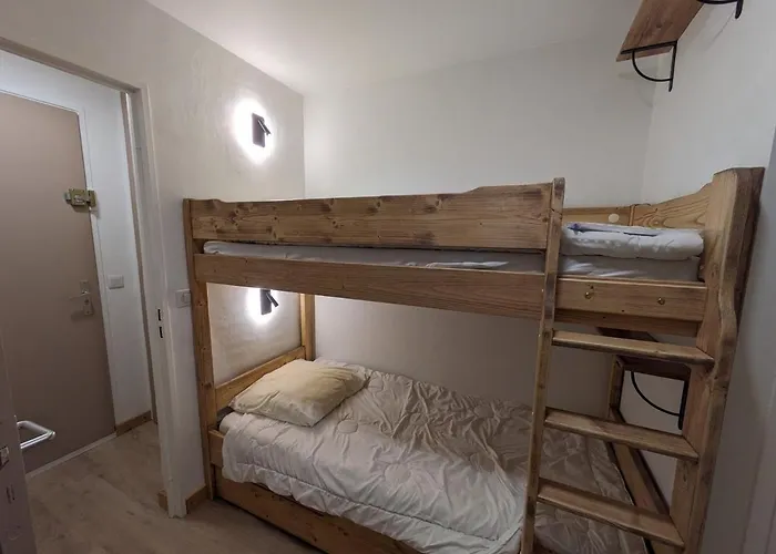 Cosy A Pour 4, Balcon, Parking - Fr-1-343-250 *